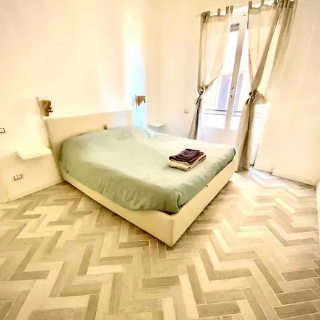Pupazza House, Intero Nel Cuore Di